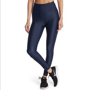 NWT Navy Sweaty Betty leggings szM
